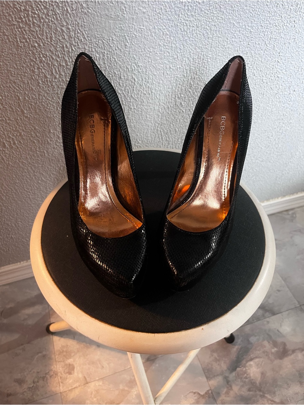 BCBGeneration Black Textured Pointed-Toe Stiletto Pumps